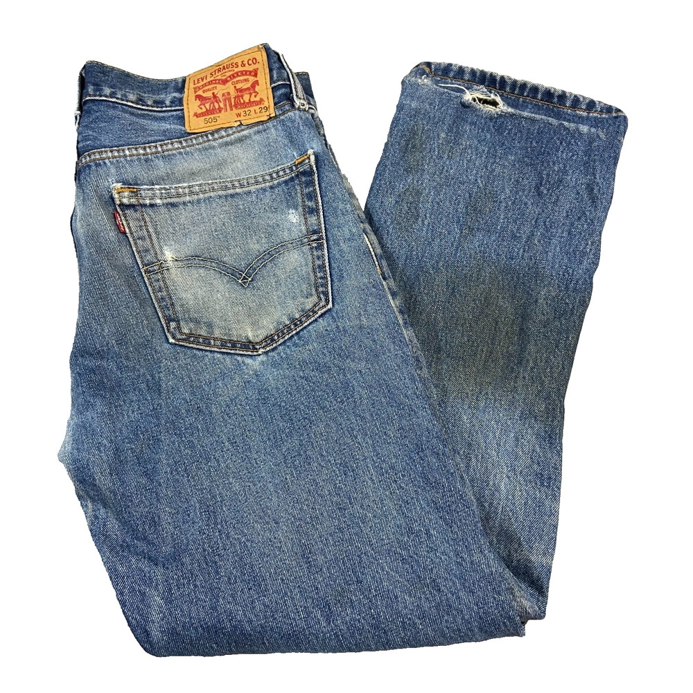 Vintage 90’s Levis Jeans 505 Men’s Size 32 x 29 Medium Blue Wash Distressed