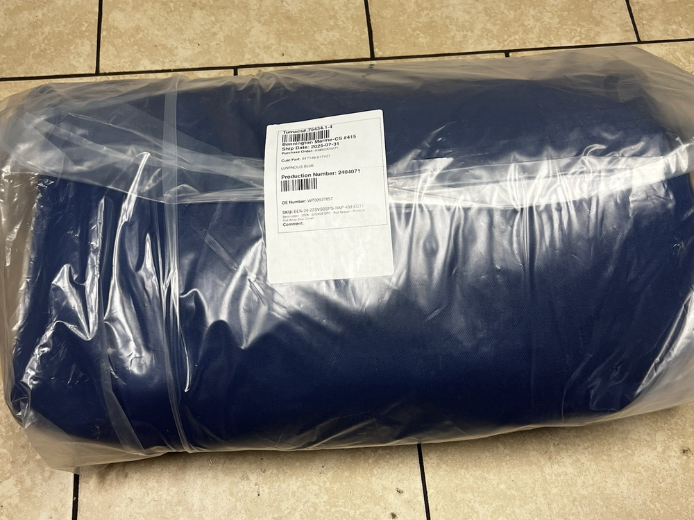 Bennington Pontoon Playpen Cover 017146 Luminous Blue 22SVSB