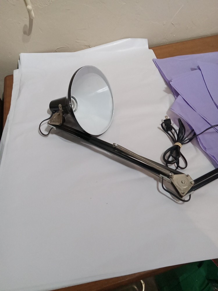 Vintage Black Articulating Desk Table Bench LAMP With Clamp