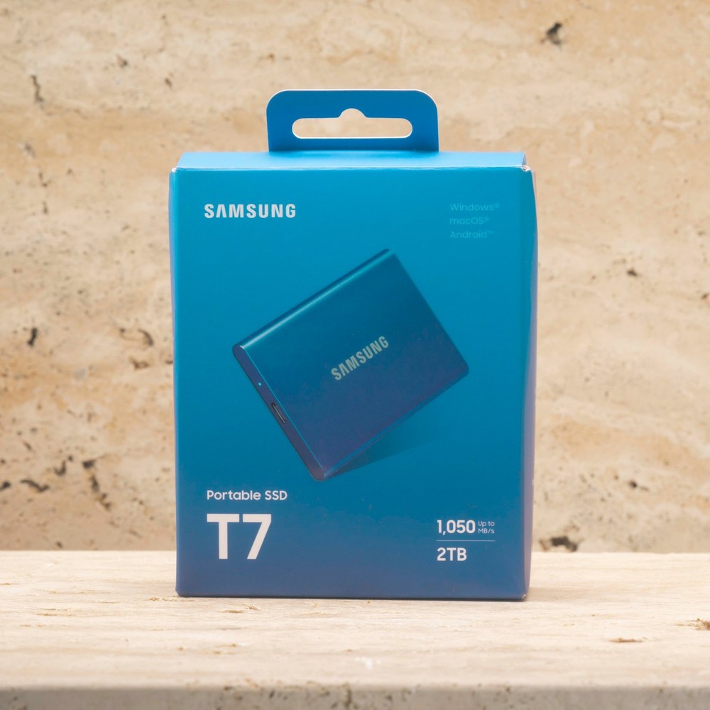 MU-PC2T0H  2TB Samsung Portable SSD T7 2 TB USB 3.2 Gen 2 (Blue)