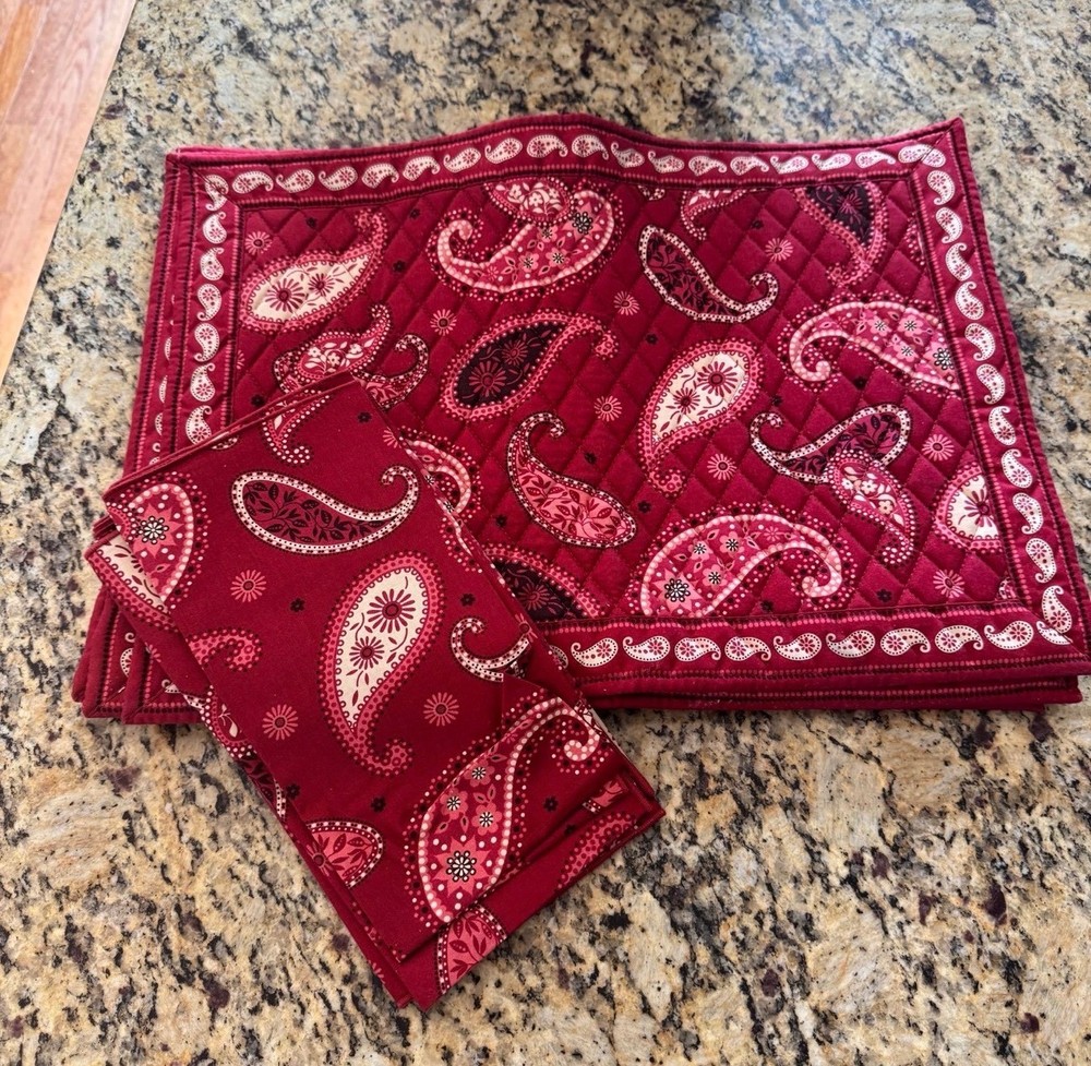 Vera Bradley Mesa Red Set 4 Quilted Placemats and 4 Napkins Paisley Print