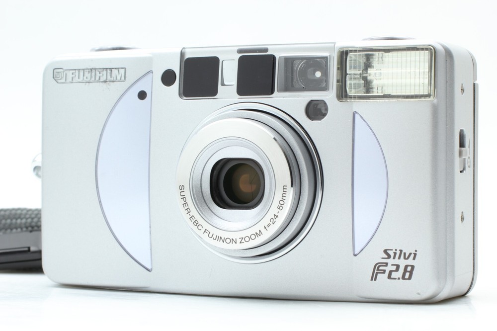 Near Mint Fujifilm Silvi F2.8 Silver 35mm Film Camera Japan Import