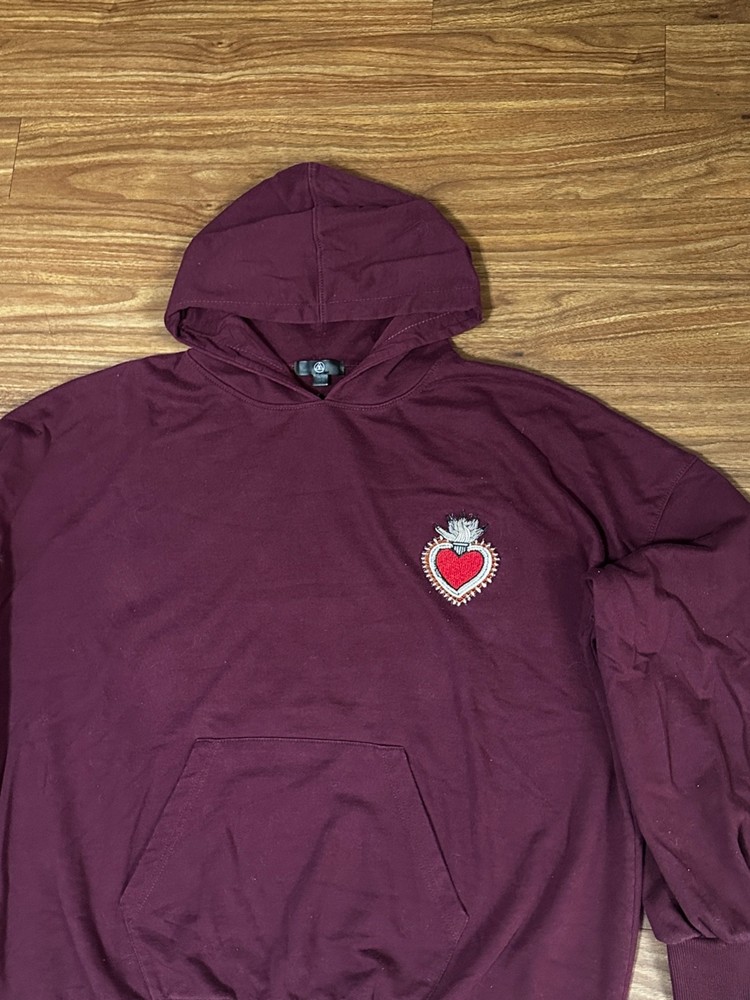Missguided Women Oversized Burgundy Hoodie Flaming Heart Embroidered 6