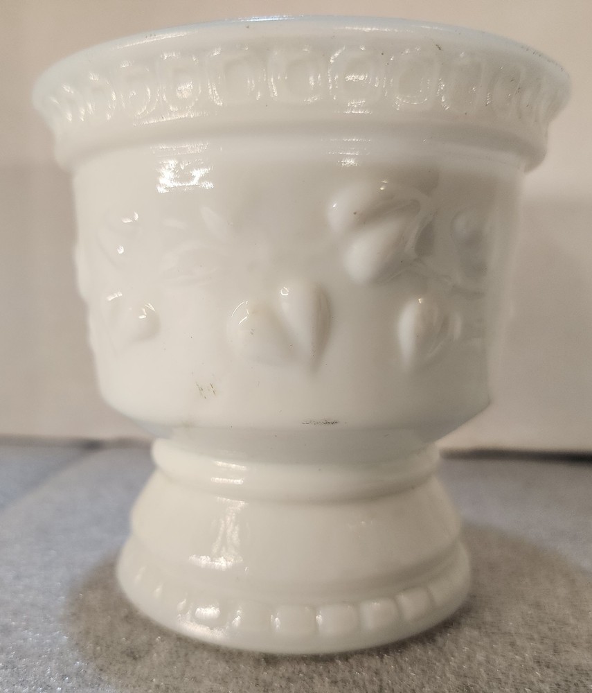 Vintage 1970's White Milk Glass Vase/Planter Ivy Vine Pattern. Ribbed Pedestal