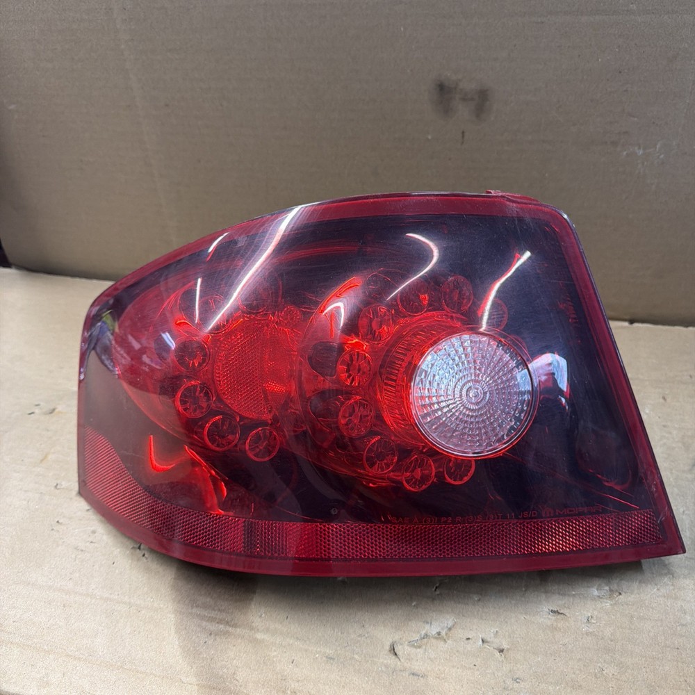 🦍13 DODGE AVENGER REAR LEFT AND RIGHT TAILLIGHT TAIL LAMP 05182523A