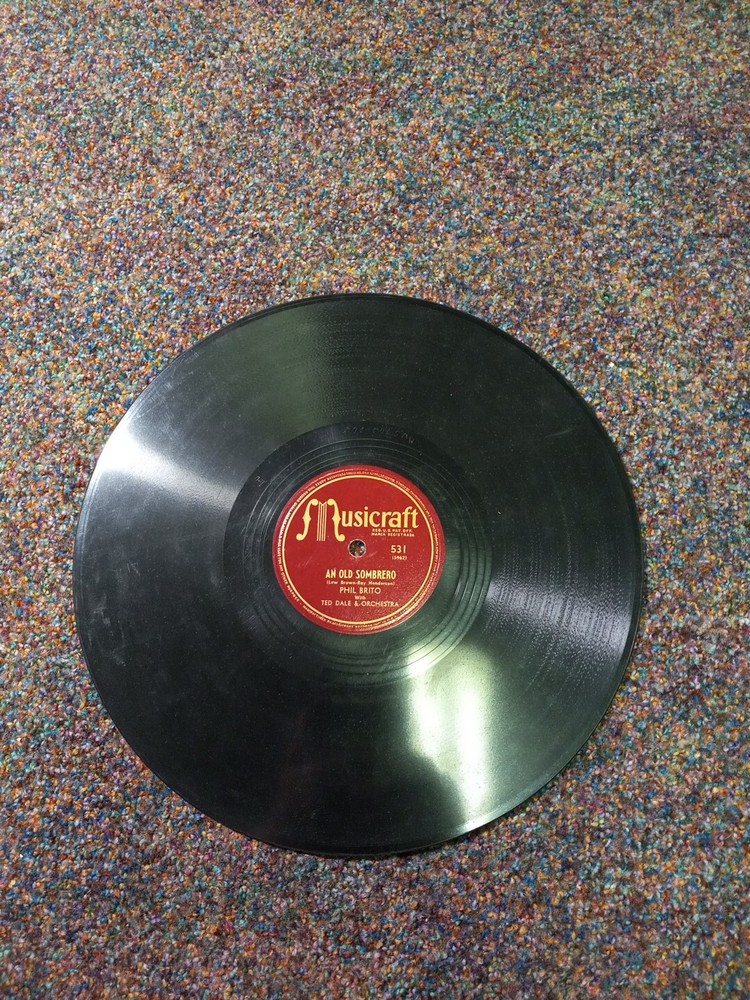 AN OLD SOMBRERO 78RPM PHIL BRITO