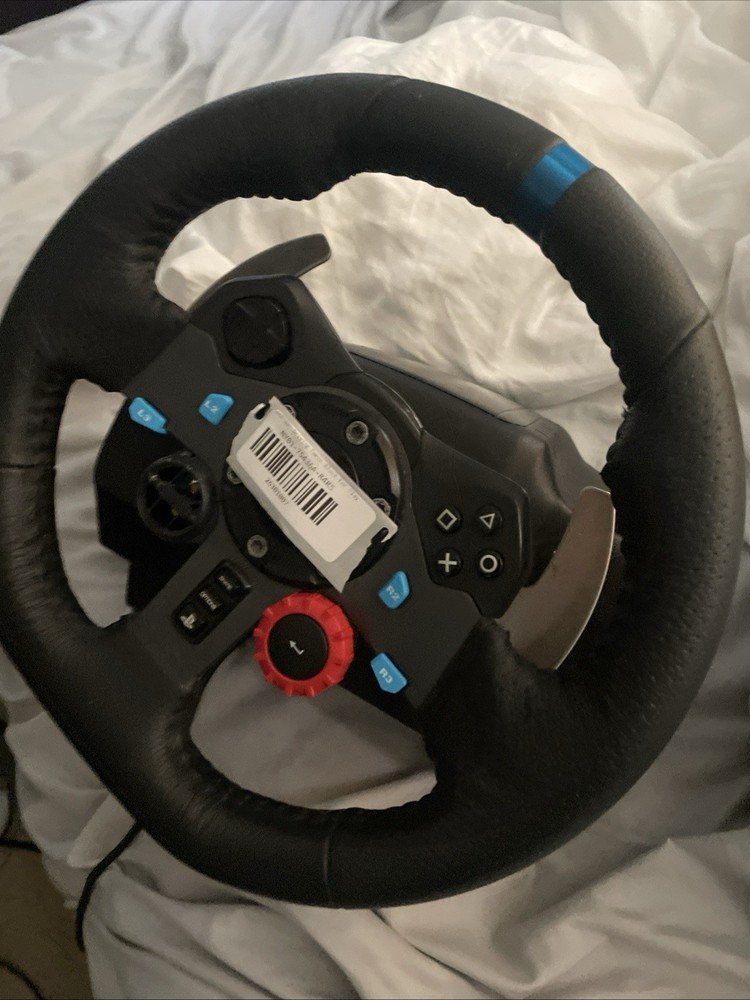 Logitech G29 Driving Force Racing Wheel PC PS4- Wheel only - READ