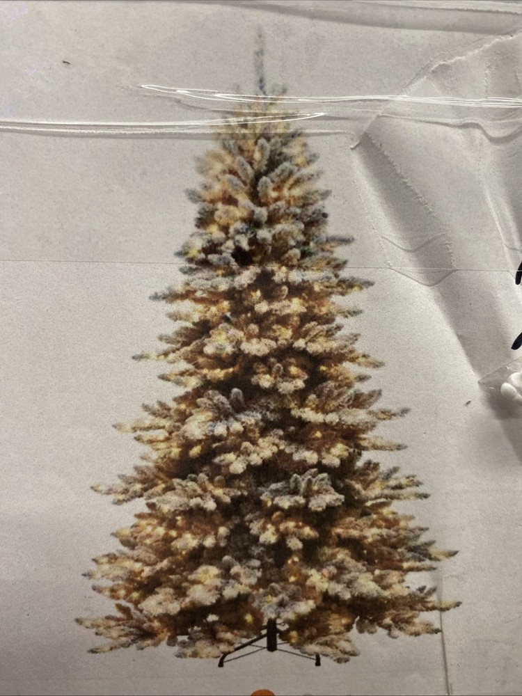 Puleo 9ft Pre-Lit Flocked Royal Majestic Spruce Christmas Tree 800 Lights