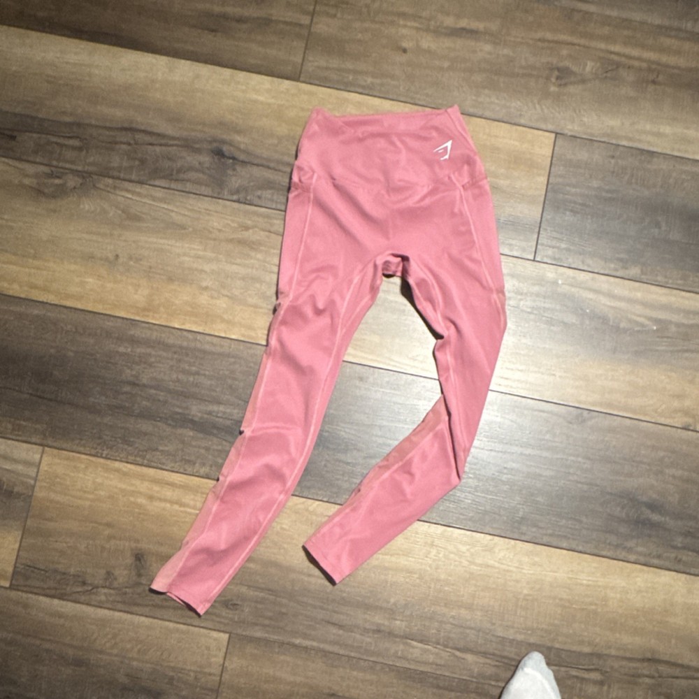 Gymshark Women's Pink Solid Leggings Elastic Waist Logo Knit