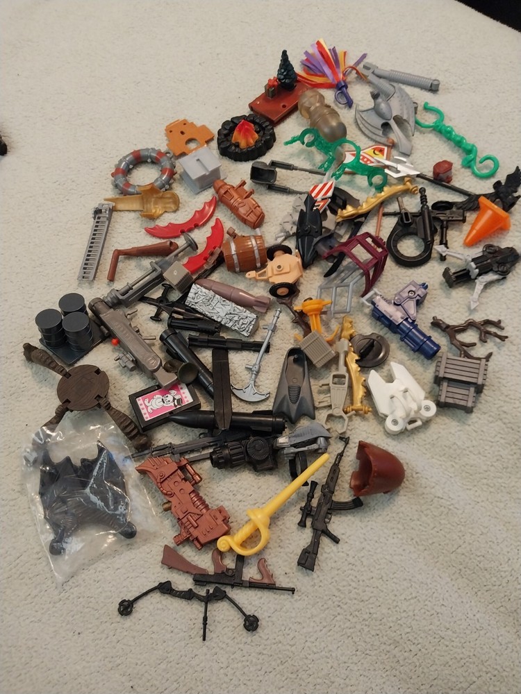 Action Figures Weapons And Accessories