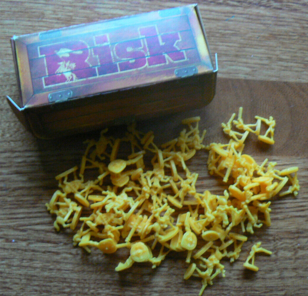 RISK Board Game 2015 component - Complete YELLOW Army in War Crate