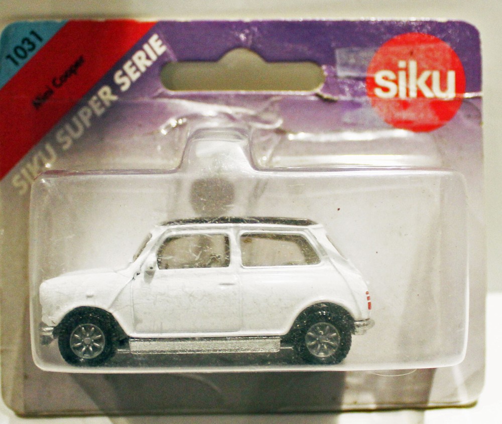 Siku Mini Cooper on nice card in White