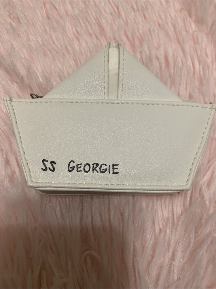 IT SS Georgie Crossbody Bag Horror Movie Clown Purse Bioworld