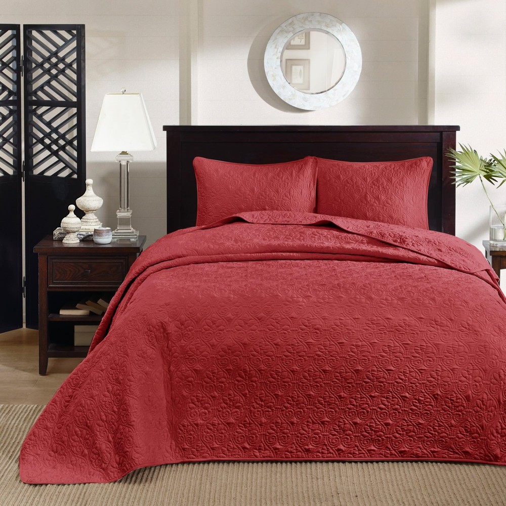 Madison Park Red Damask Queen 3-Piece Quilt Bedding Set