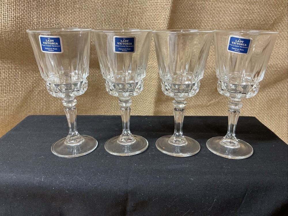 LADY VICTORIA FINE CRYSTAL STEMWARE SET OF 4 CHANTELLE PATTERN CORDIALS 2 OZ