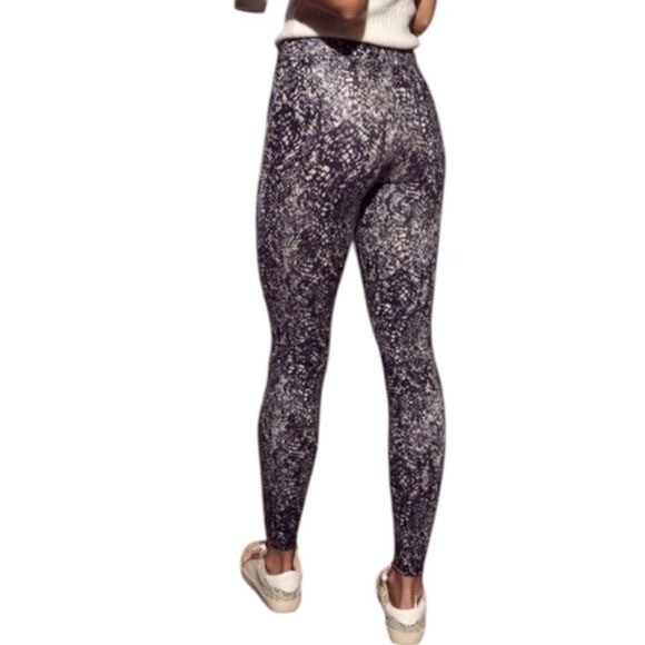 Spanx Faux Leather Snake Print Leggings Grey Small Womens Shine Fit