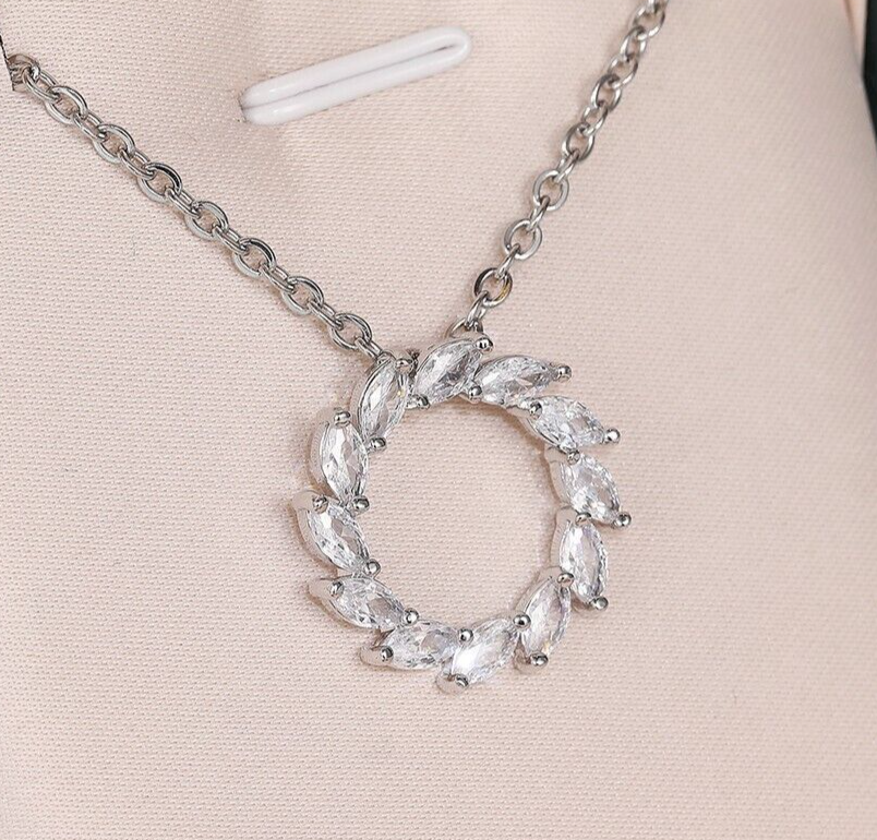 1.8Ct Simulated Diamond Open Round Circle Pretty Pendant Necklace Silver Plated