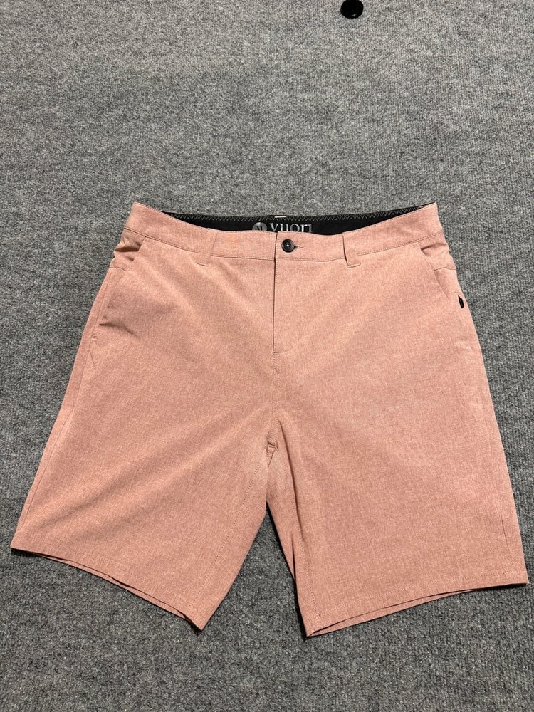 Vuori Men's Aim Performance Shorts Dusty Rose Size 32 8