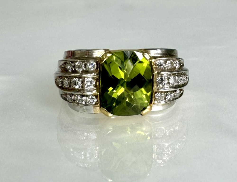 vintage 18k yellow gold peridot ring