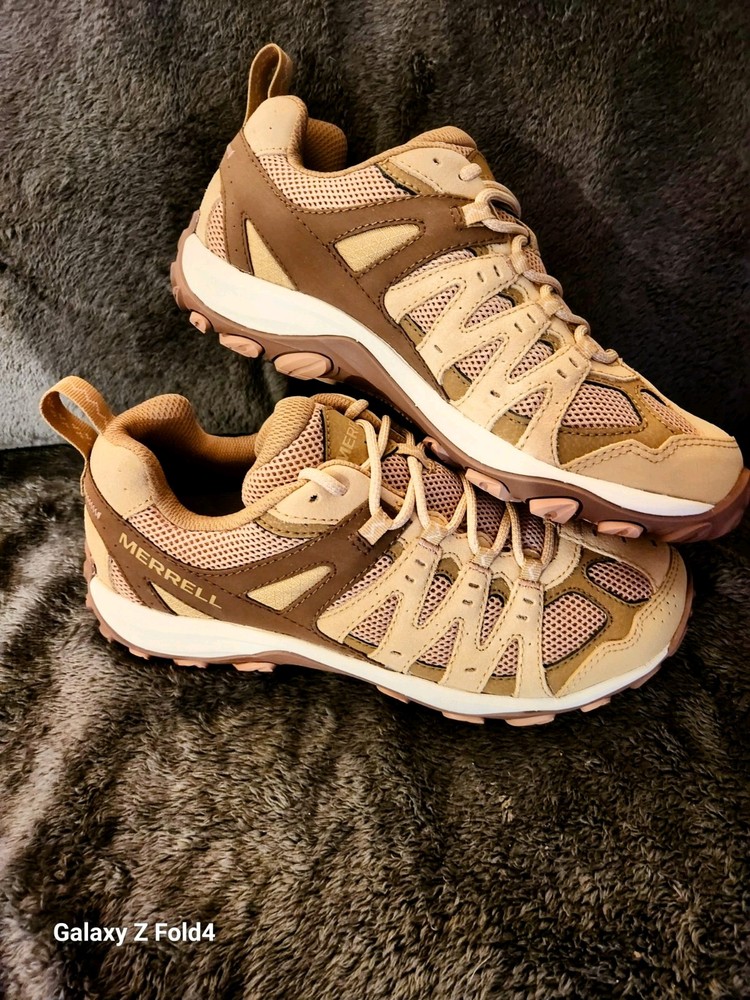 Merrell Womens Accentor 3 Hiking Shoes Tan Rose Size 5.5W New With Box