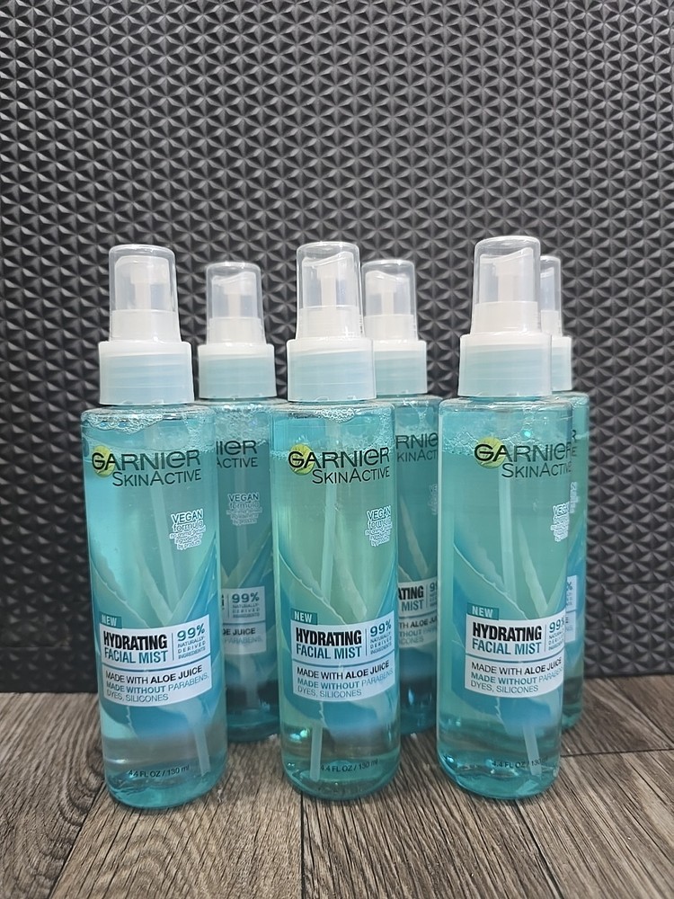 Garnier Skin Active 6X Hydrating Aloe Facial Mist 4.4oz Vegan