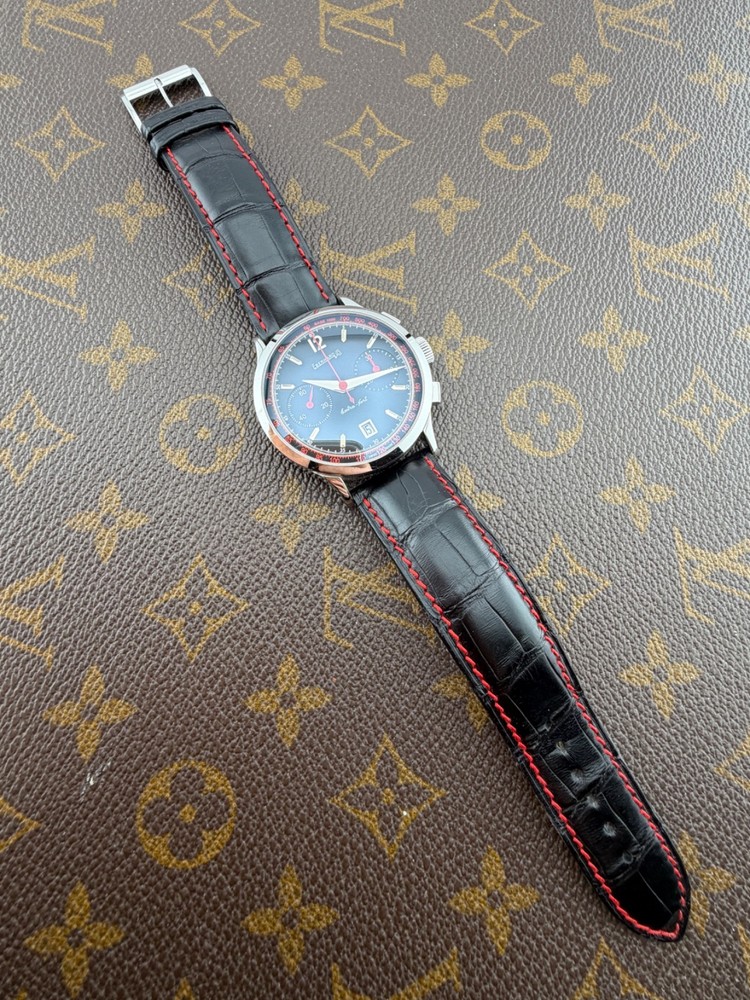 Eberhard & Co. Extra-Fort Automatic Full Set Black-Red Dial Swiss Made