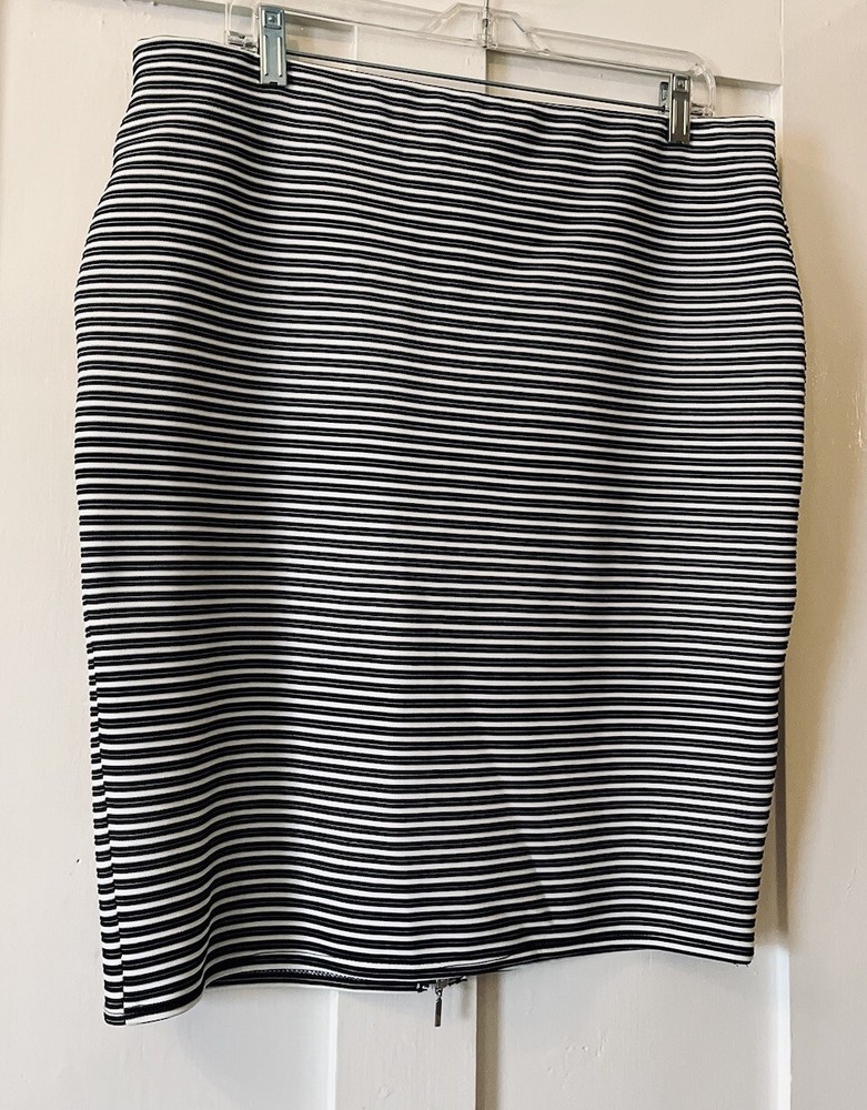 Papaya Black White Striped Stretch Pencil Skirt UK18 L23 Zip Front