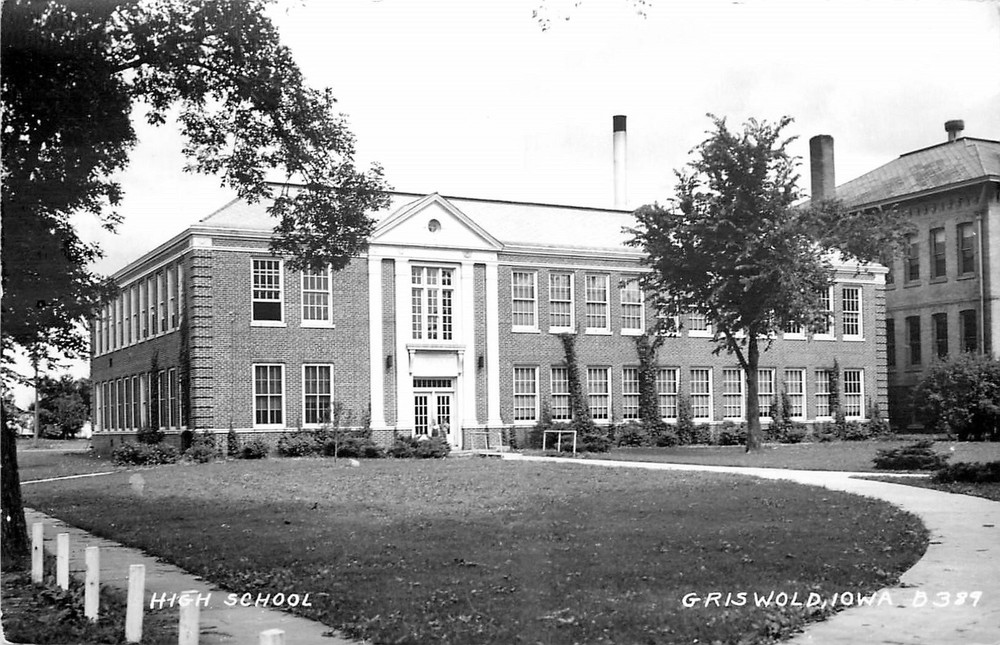 1946 Griswold Iowa High School occupation RPPC Postcard 25-8501