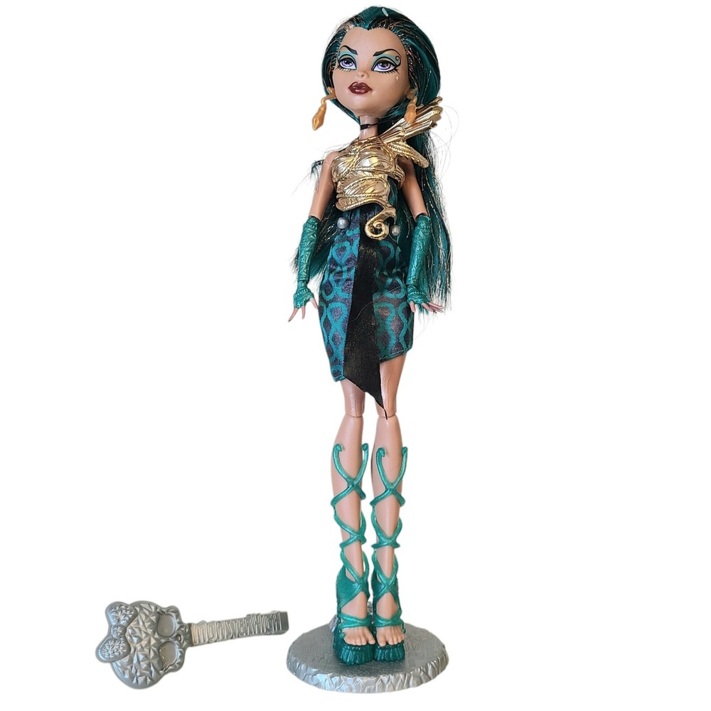 Monster High Boo York Nefera De Nile Doll Mattel 2011