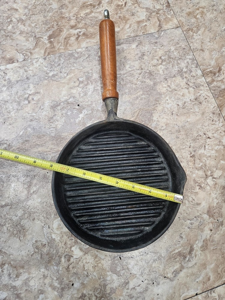 Cast Iron Skillet/Griddle