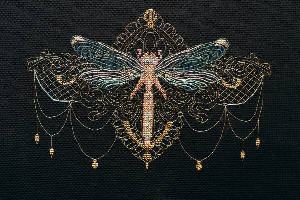 Cross stitch kit - Golden dragonfly 24x16cm Black Aida 14ct needlepoint kit