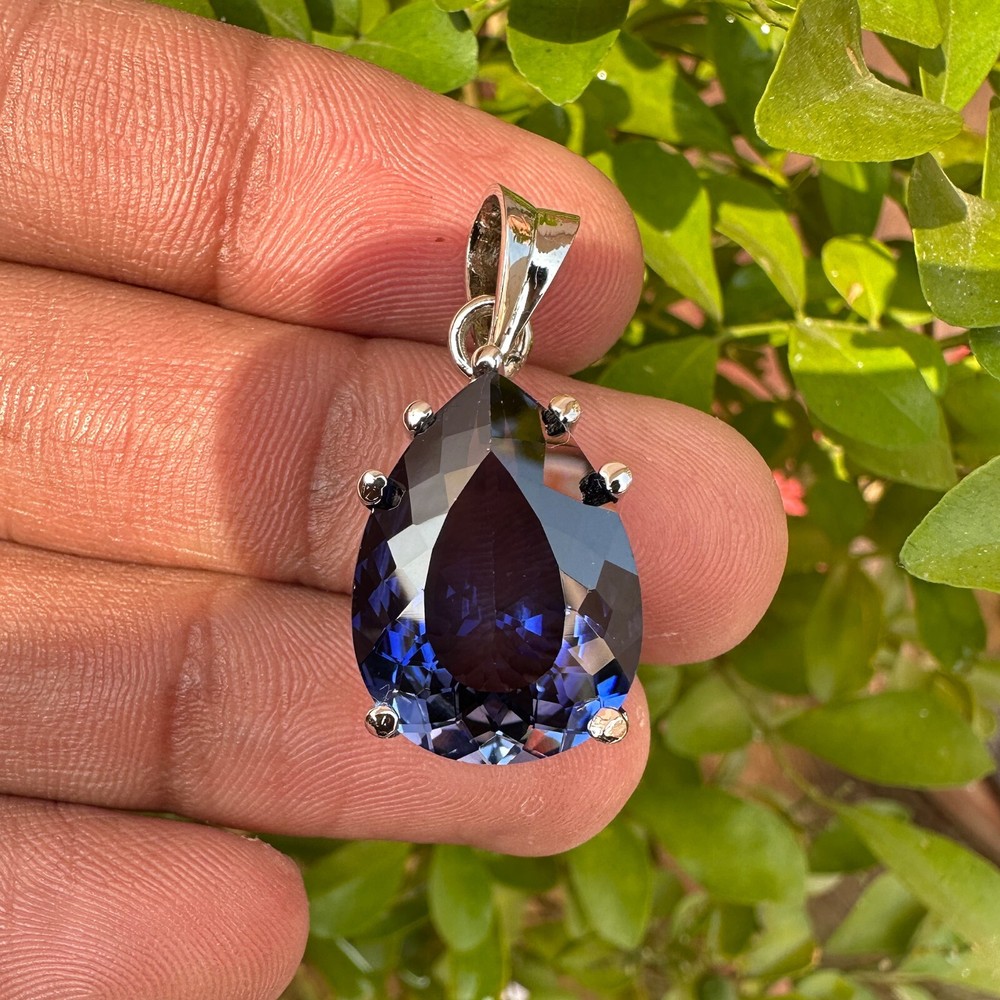 Certified Natural Blue Sapphire 33 Ct Loose Gemstone 925 Silver Pendant