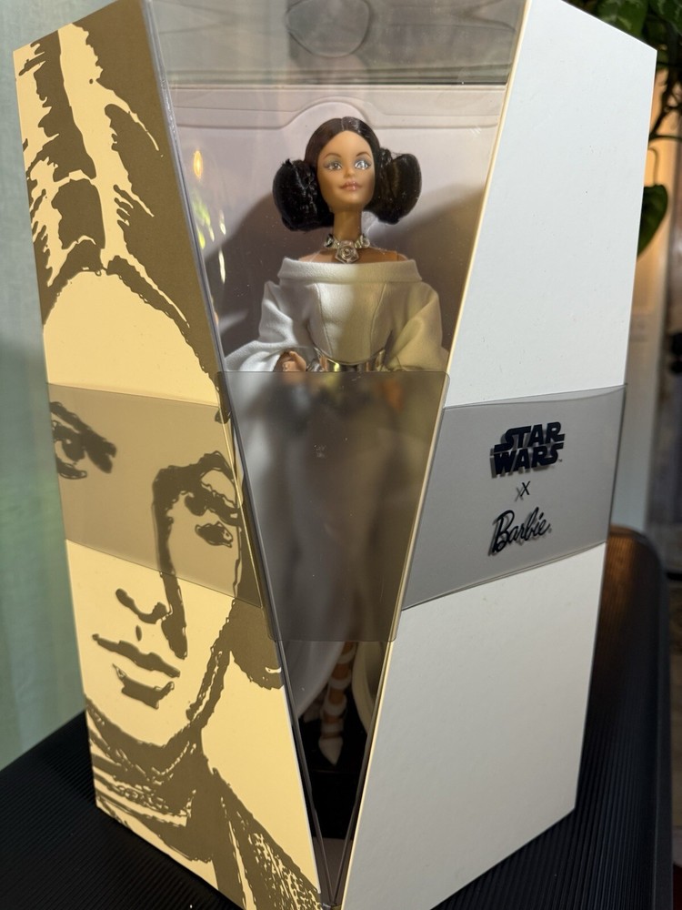 Mattel Barbie Princess Leia Star Wars Gold Label Doll
