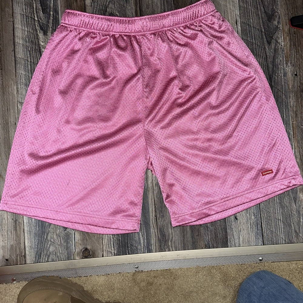 USED Supreme Small Box Logo Baggy Mesh Shorts SS24 Men’s Size MEDIUM Pink