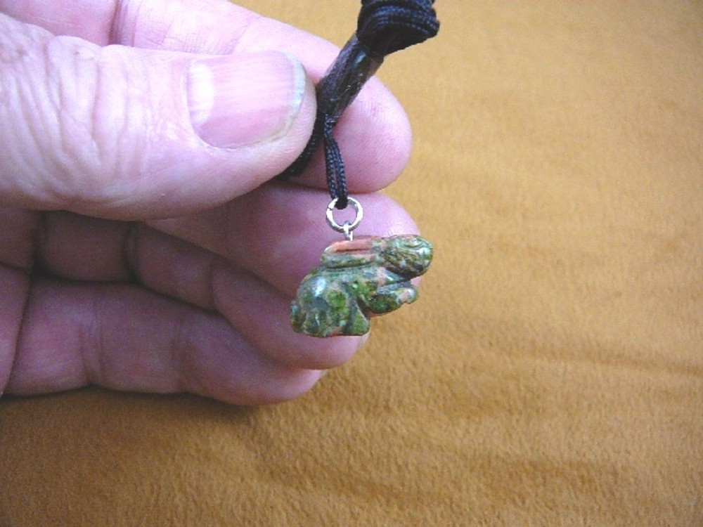 (an-rab-9) BUNNY RABBIT Green orange gemstone carving Pendant NECKLACE FIGURINE
