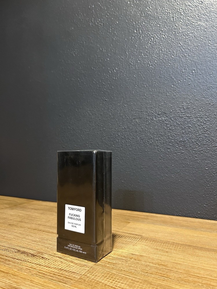 TOM FORD Fu Fabulous Eau de Parfum Fragrance with Leather & Almond