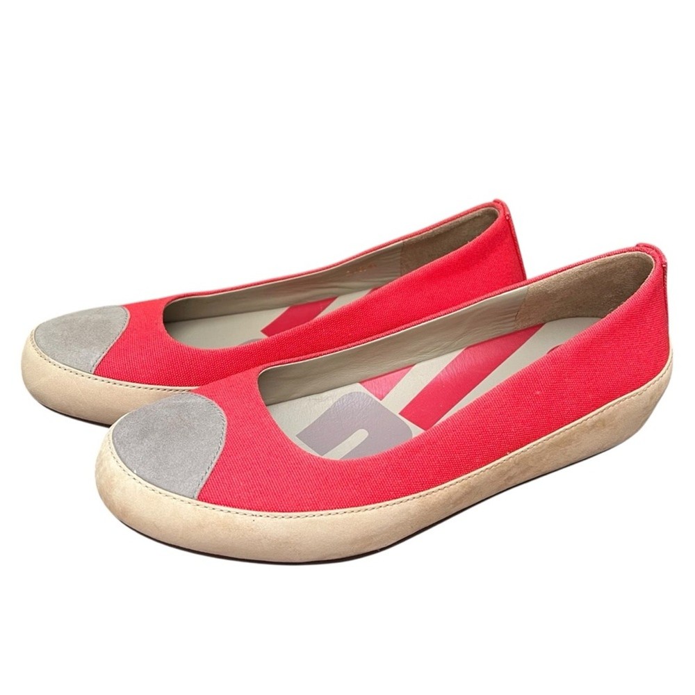 FitFlop Slip On Loafers Shoes Red Tan Suede Colorblock US 9 Casual Comfort Shoe
