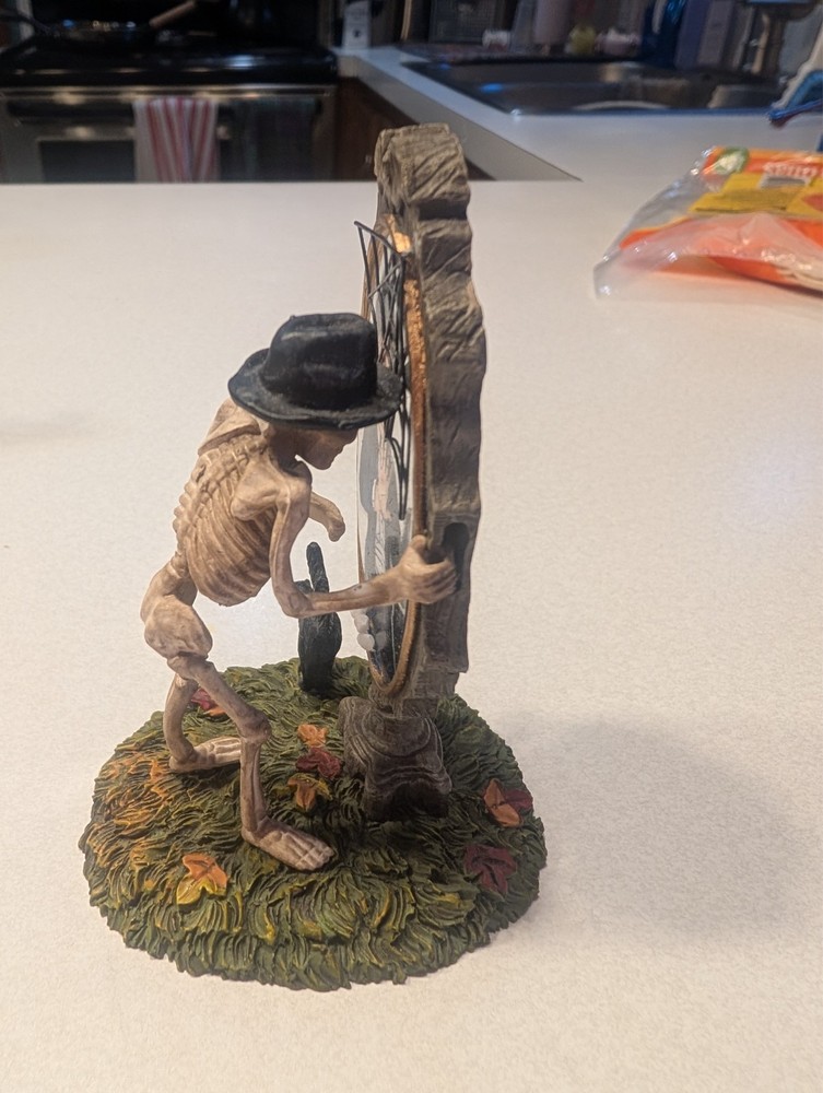 RARE dept 56 halloween figure skeleton man in mirror