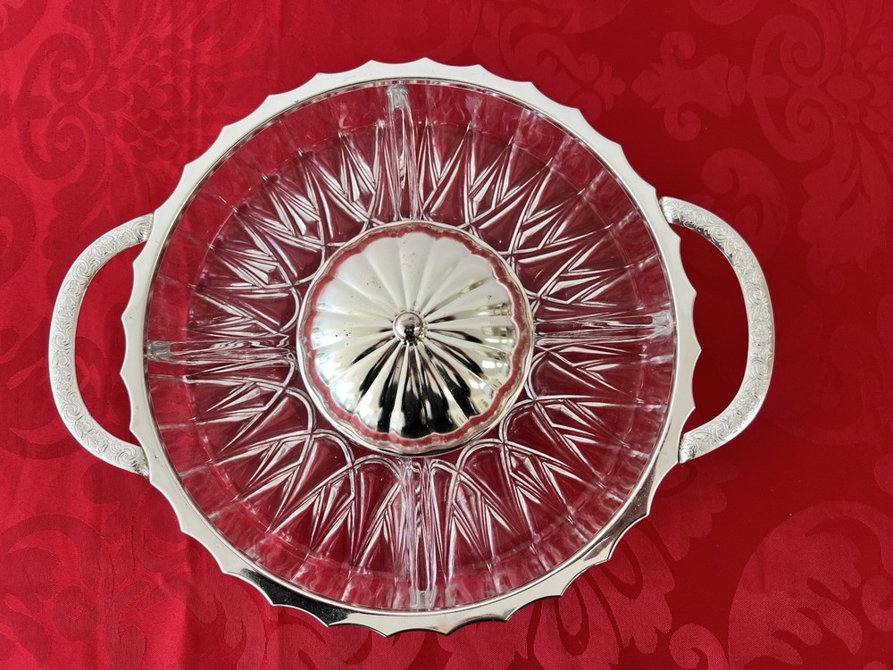 Vintage England Crystal Clear Trellis Chip Dip Serving Set  