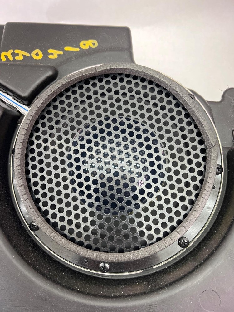 2017 Ford Explorer Subwoofer Box Assembly with Speaker