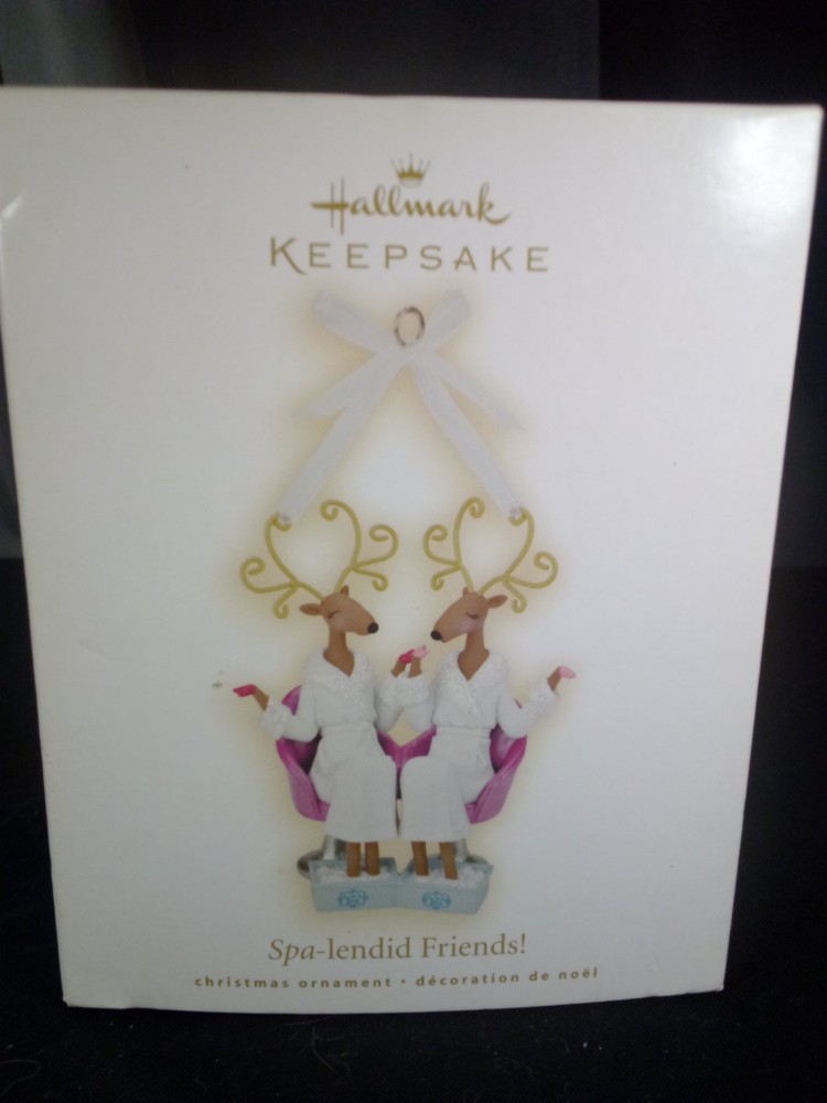 2009 Hallmark Keepsake Spa-lendid Friends Pampered Reindeer Ornament New in Box