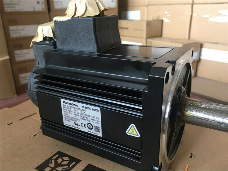 MSME302GCGM AC Servo Motor New In Box Expedited Shipping #A6-4