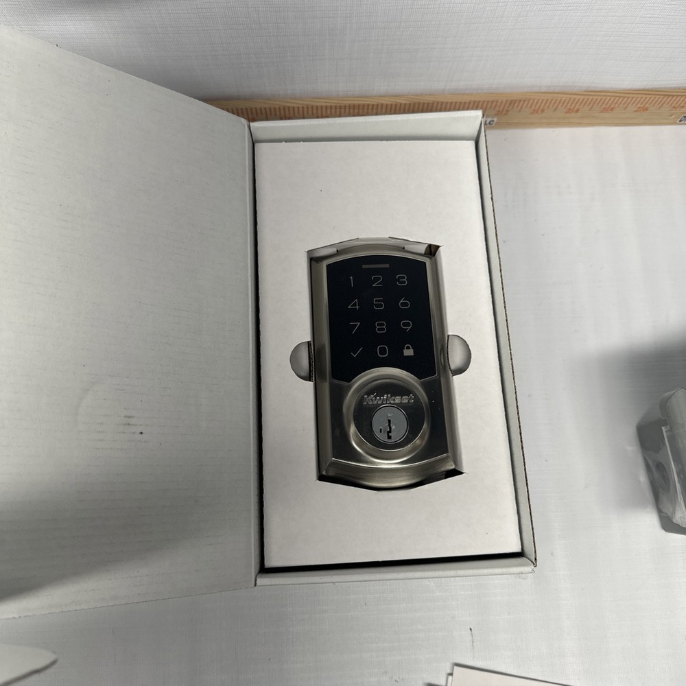 Kwikset SmartCode Electronic Touchpad SmartKey Deadbolt Lock C2