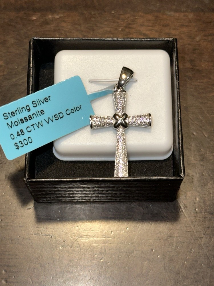 Sterling Silver 925 Moissanite Cross Pendant