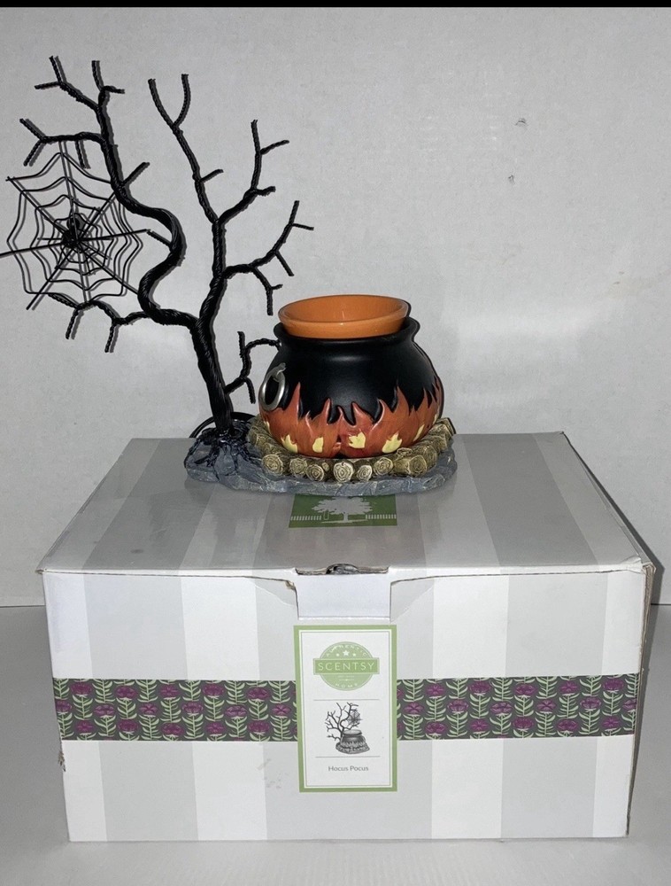 Scentsy 2016 Hocus Pocus Wax Warmer Witches Cauldron Halloween Spooky Retired