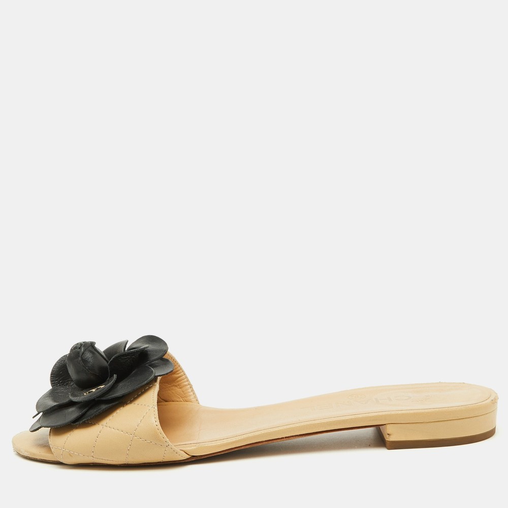 Chanel Beige Leather CC Camellia Flat Slide Sandals Size 39