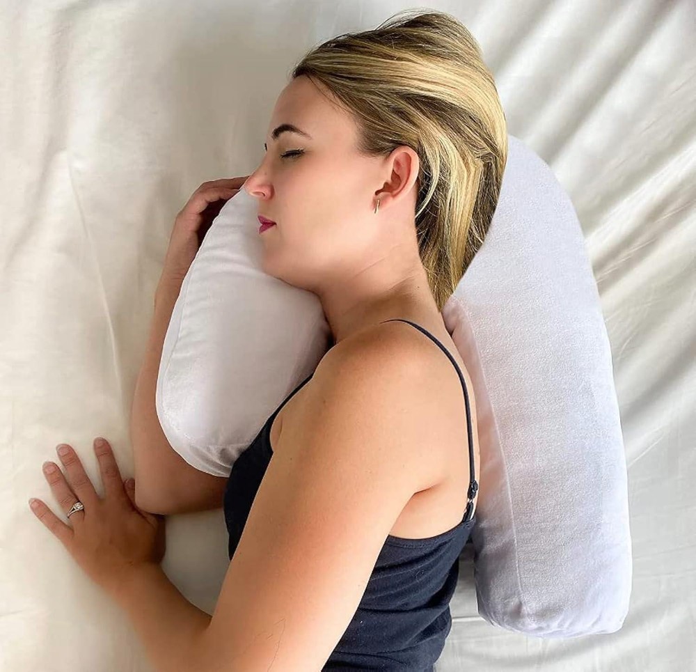 Side Sleeper Pillow with Ear Hole Â Ergonomic J-shaped Swan Pillow for Neck Su