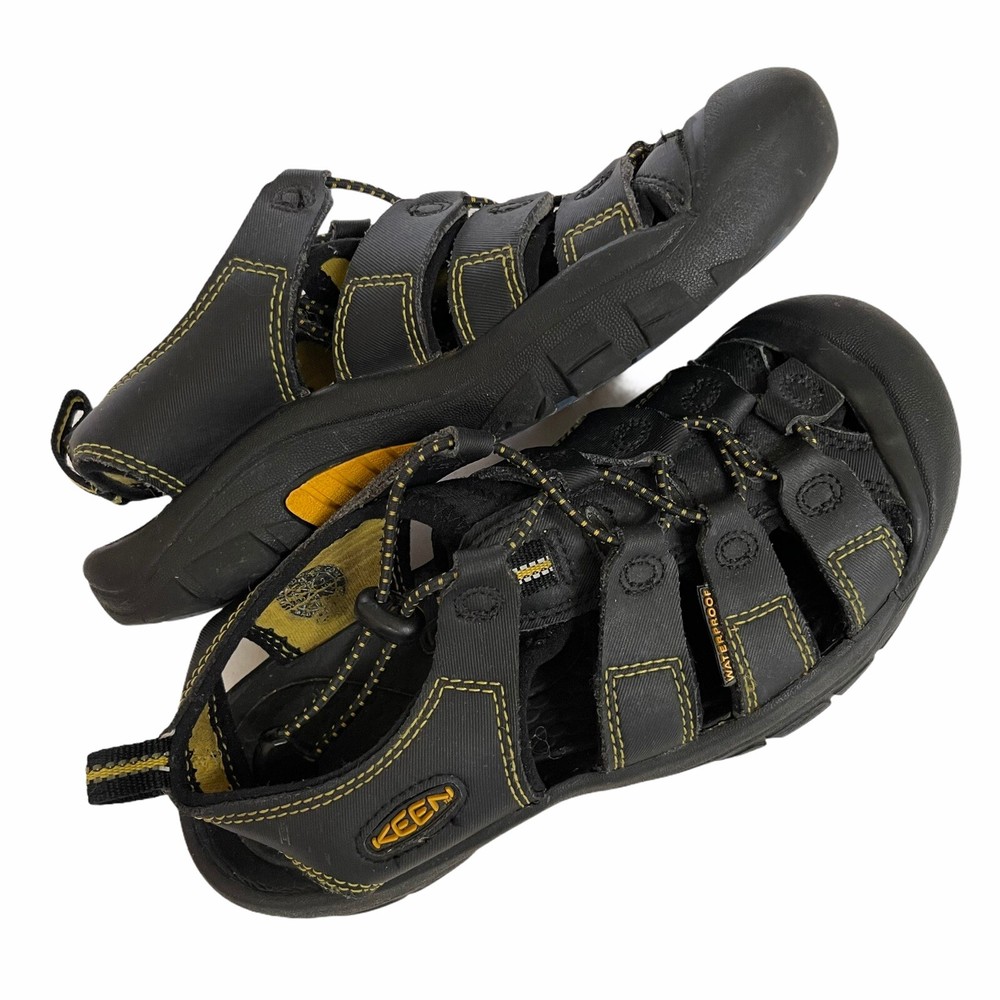 KEEN Newport H2 Washable Sandals Size 3 Black Yellow Water Friendly