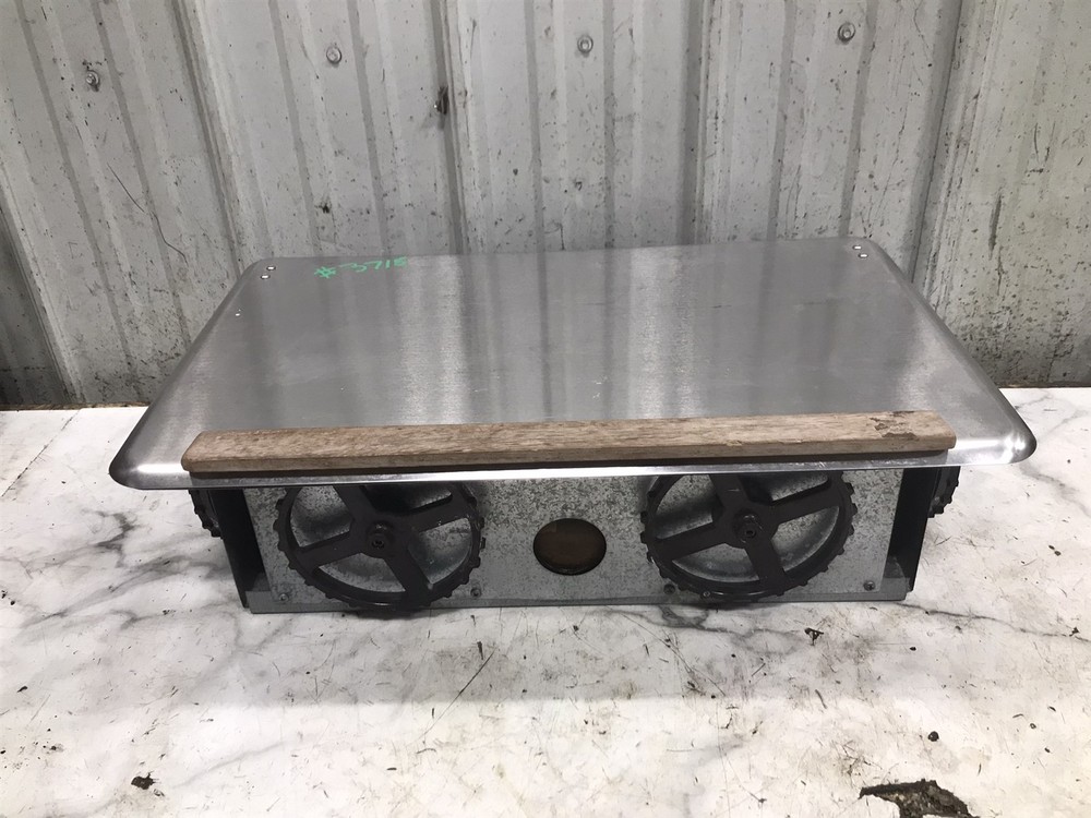 82 Sea Ray 270 Sundancer Boat Kenyon dual burner alcohol & electric stove range