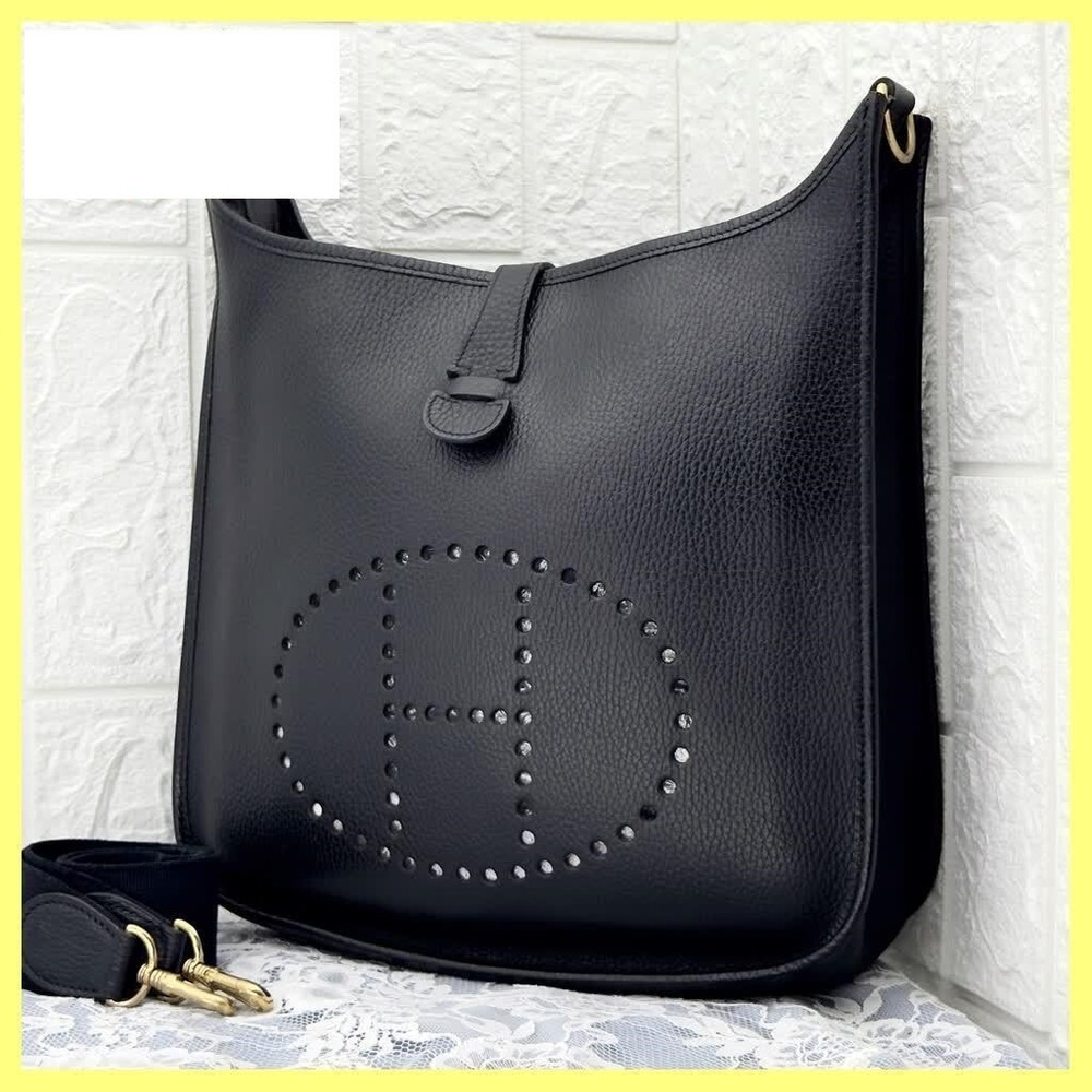 HERMES Evelyne GM Black Clemence Leather Shoulder Bag Engraved
